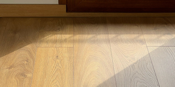 Rehabilitación / Reformas de Pisos en Terrassa · Instalación de Parquet, Gres, Porcelánicos y Moquetas